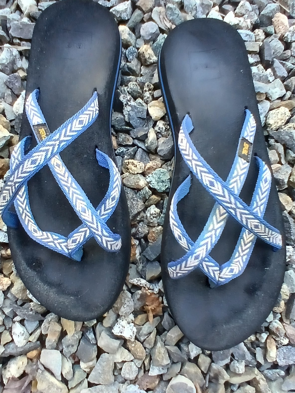 Teva Women’s Blue Patterned Olowahu Crisscross Sandals